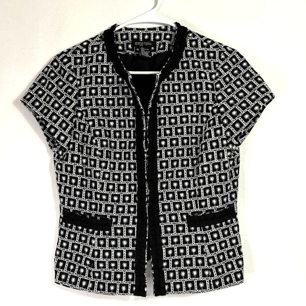 Etcetera Black & White Embroidered Floral Short Sleeve Jacket Size 10 OO0798